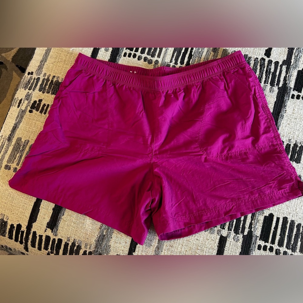 Columbia Women's Athletic Shorts - Magenta